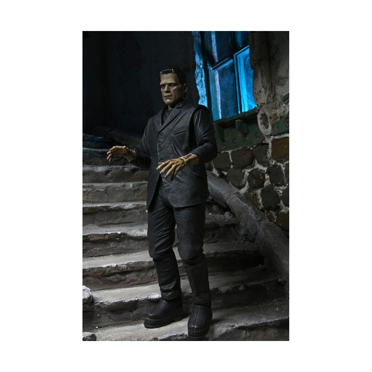 NECA - Ultimate Frankenstein's Monster Color Version - Universal Monsters