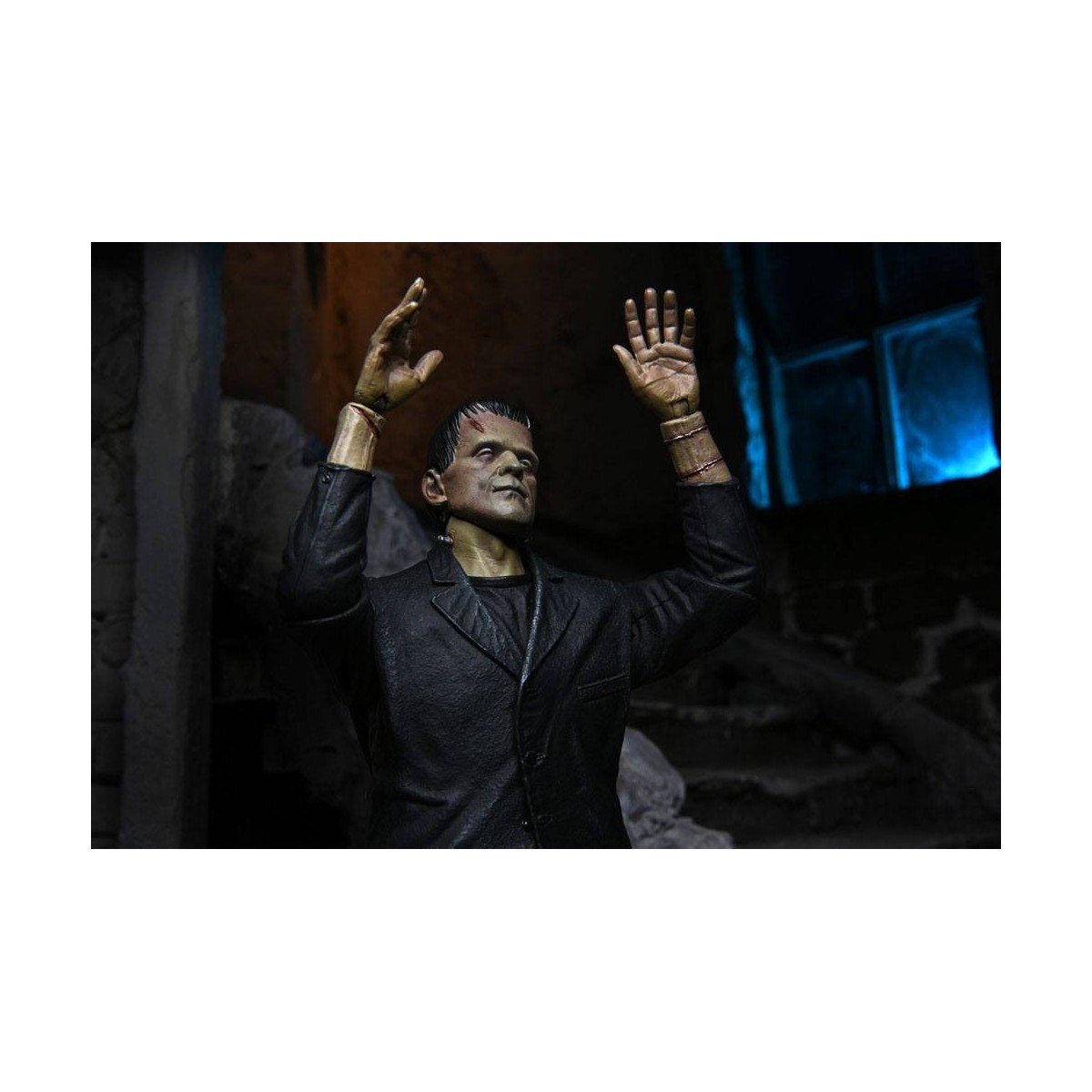 NECA - Ultimate Frankenstein's Monster Color Version - Universal Monsters
