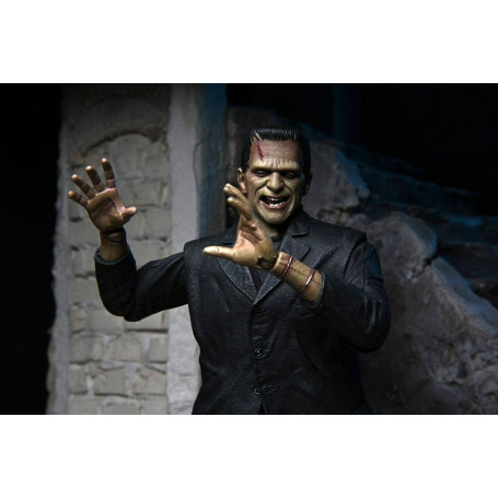 NECA - Ultimate Frankenstein's Monster Color Version - Universal Monsters