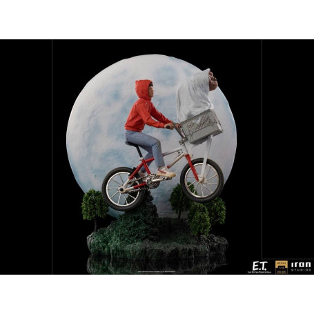 Iron Studios - ET & Elliot - E.T. The Extra-Terrestrial 1/10 BDS Art Scale