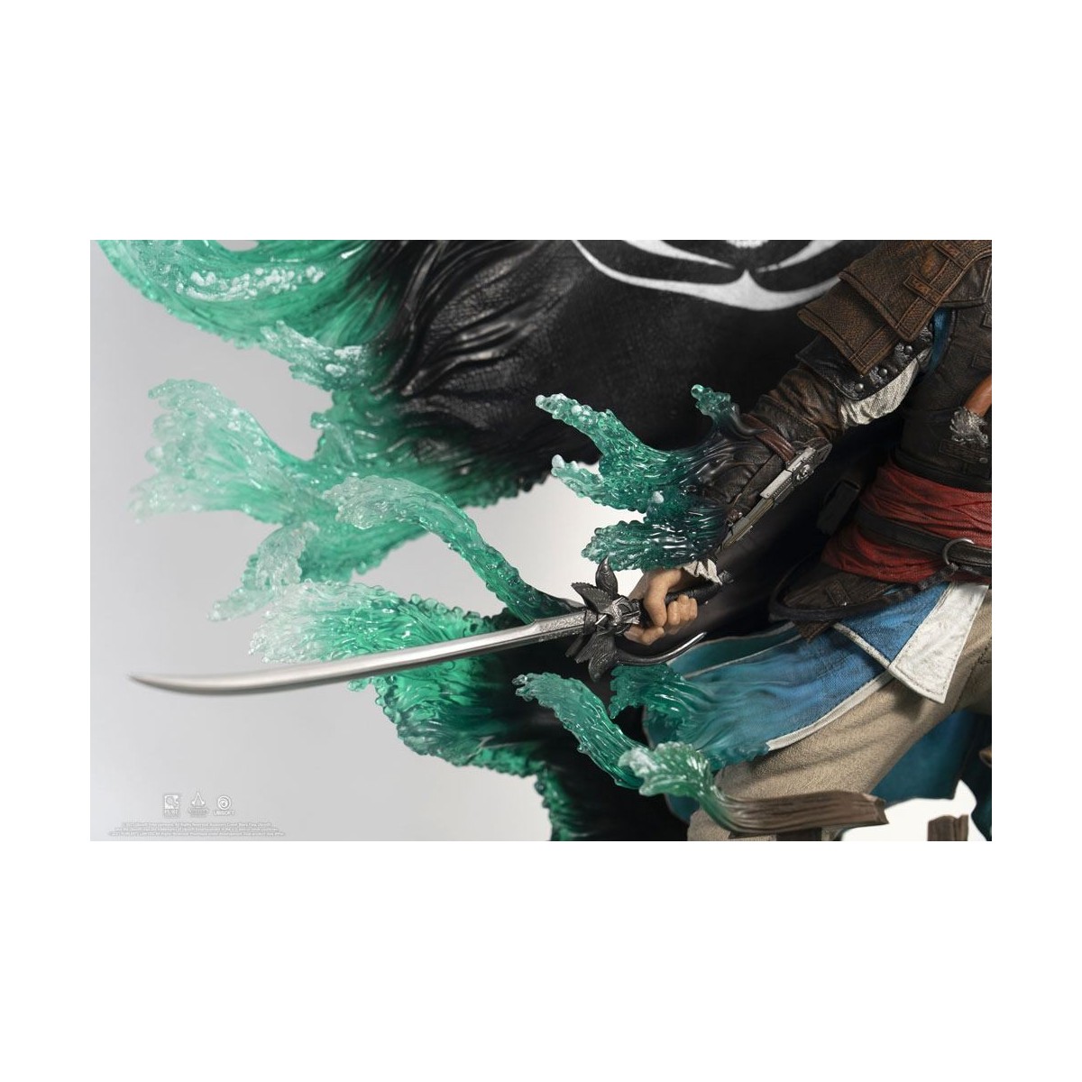 Pure Arts - Edward Kenway 1/4 Animus - Assassin's Creed statuette