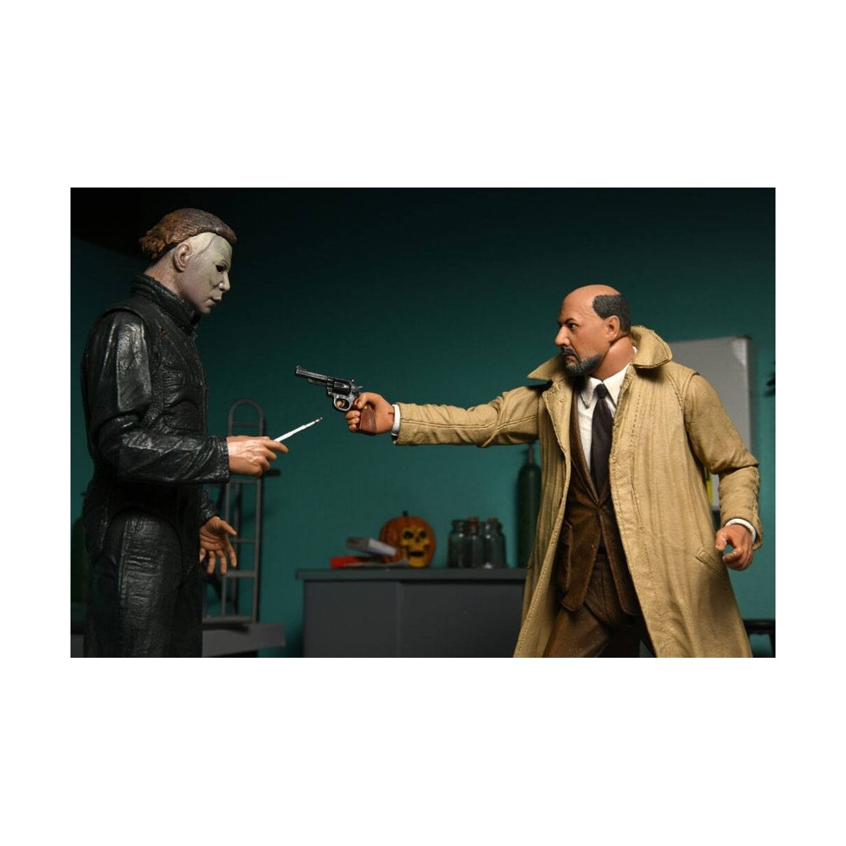 Neca Halloween 2 - Ultimate Michael Myers & Dr Loomis 2-pack