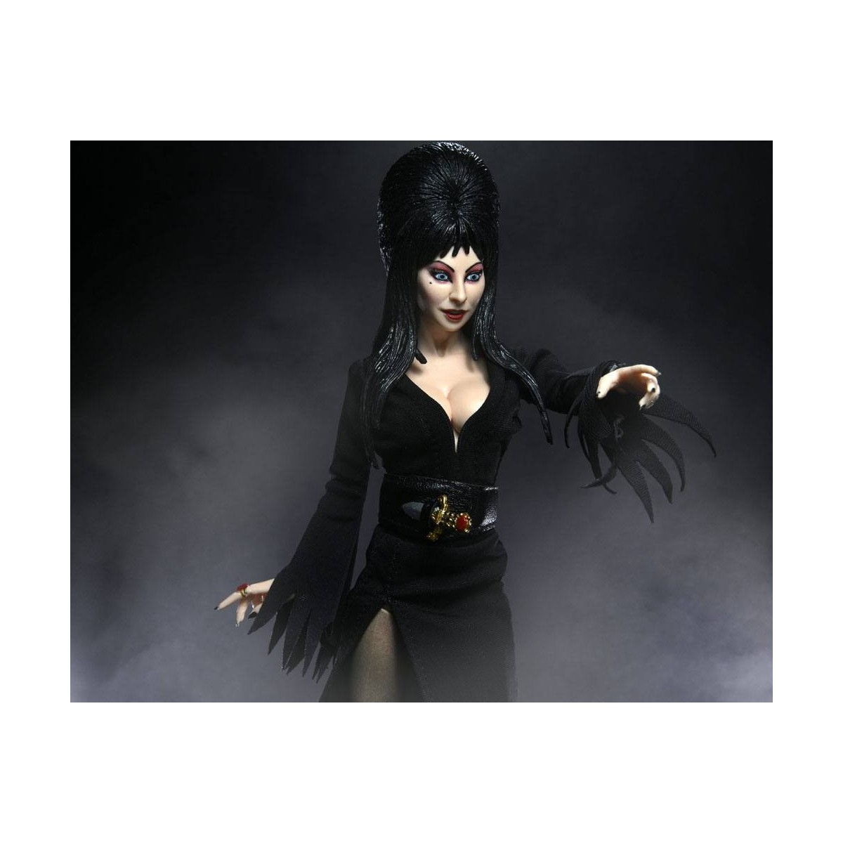 Neca - Elvira Mistress of the Dark - Retro Cloth