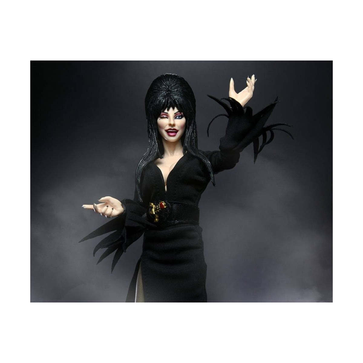 Neca - Elvira Mistress of the Dark - Retro Cloth