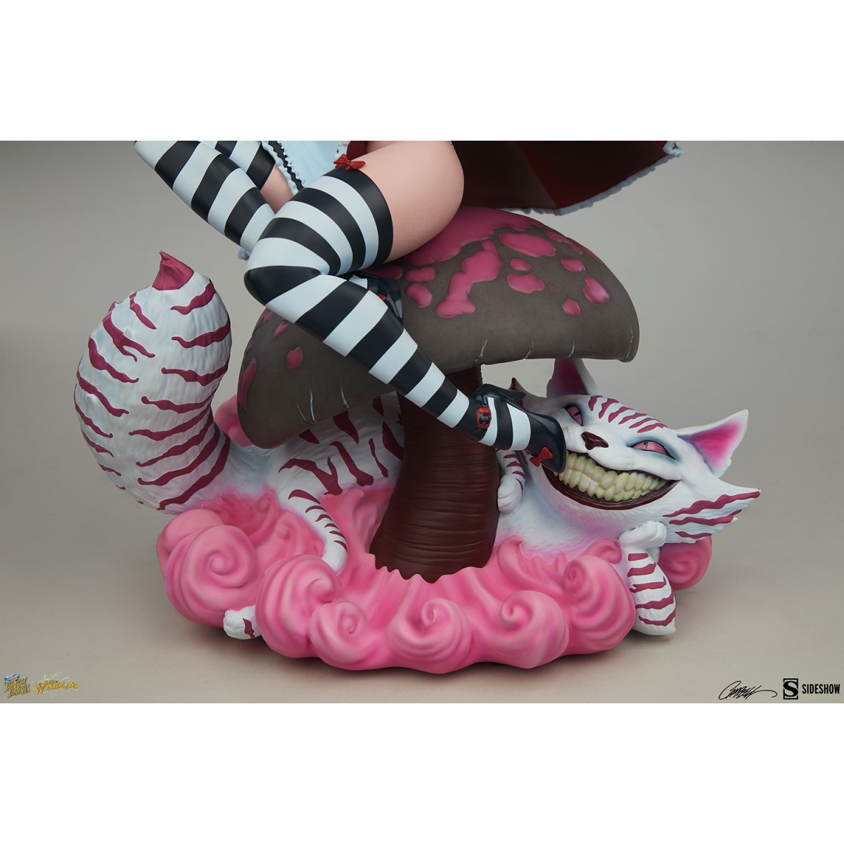 Sideshow Alice In Wonderland Game of Hearts Edition - Fairytale Fantasies Campbell Collection