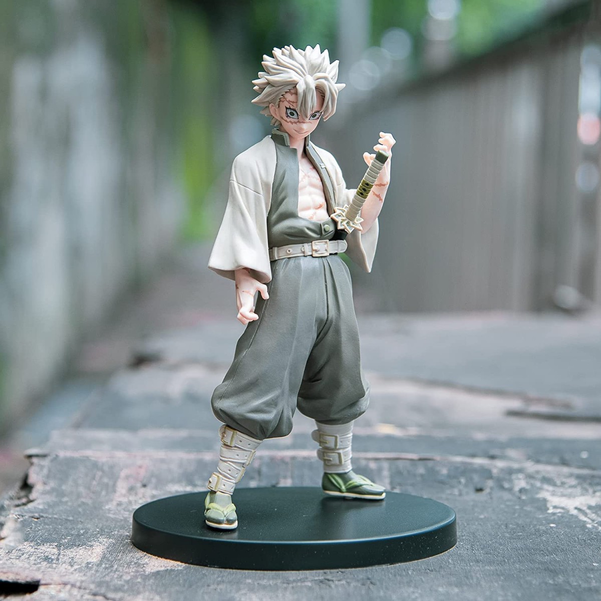 Banpresto - Sanemi Shinazugawa version SEPIA - Demon Slayer - Kimetsu no Yaiba