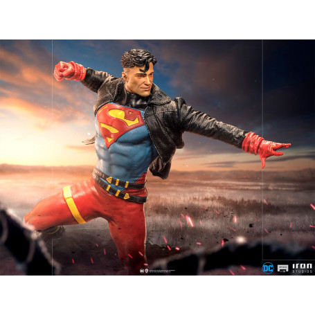 Iron Studios - Superboy Deluxe DC Comics Series 7 - Art Scale 1/10