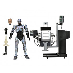 Neca - RoboCop - Ultimate Battle Damaged RoboCop with Chair