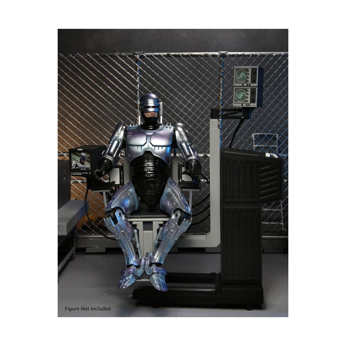 Neca - RoboCop - Ultimate Battle Damaged RoboCop with Chair