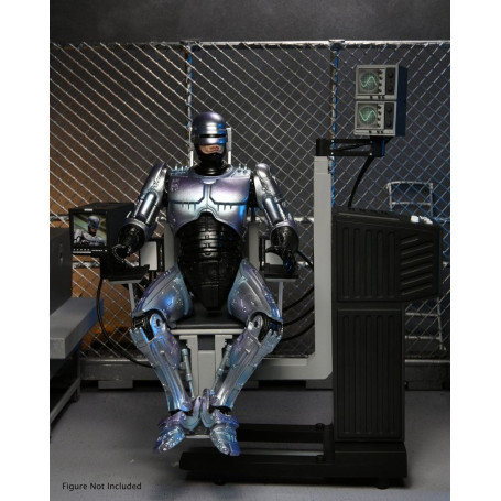 Neca - RoboCop - Ultimate Battle Damaged RoboCop with Chair