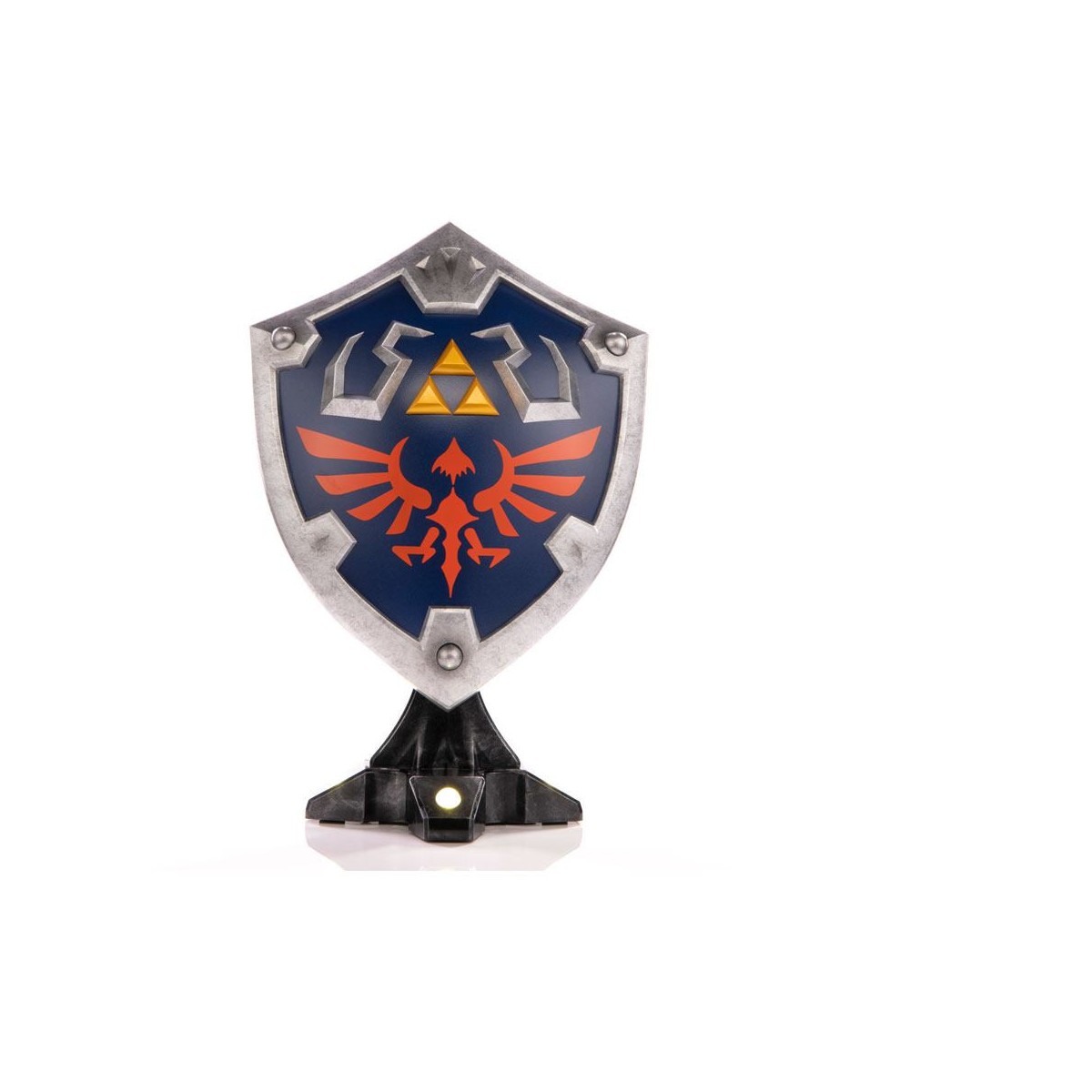 First 4 Figures - Zelda - Hylian Shield Collector's Edition - Breath of the Wild PVC statue