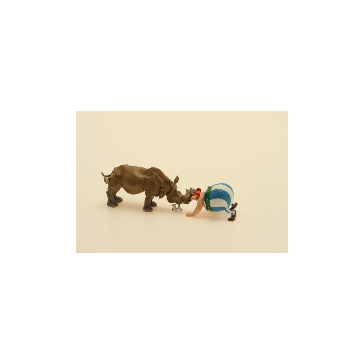 Pixi - Asterix and Obelix - Obelix nose to nose with the rhinoceros