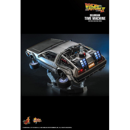 Hot Toys - Back to the Future 2 Delorean 1/6 - BTTF2
