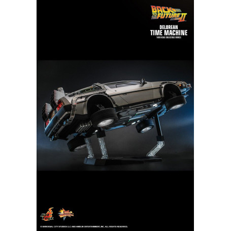 Hot Toys - Back to the Future 2 Delorean 1/6 - BTTF2