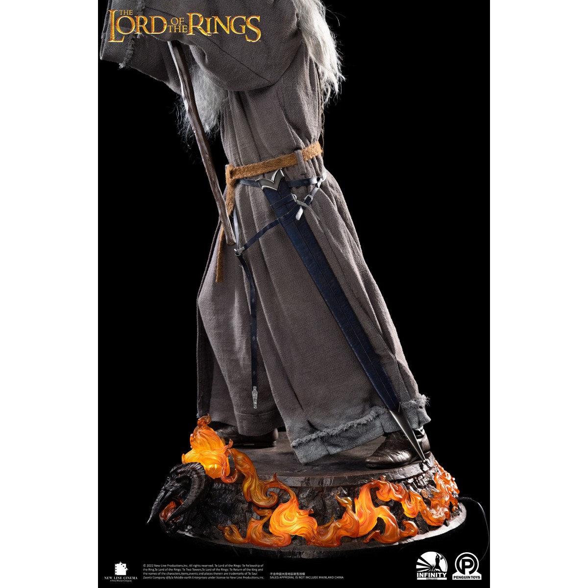 Infinity Studio X Penguin Toys - Gandalf the Grey Ultimate Edition Half Size Statue Master Forge Series- 1/2