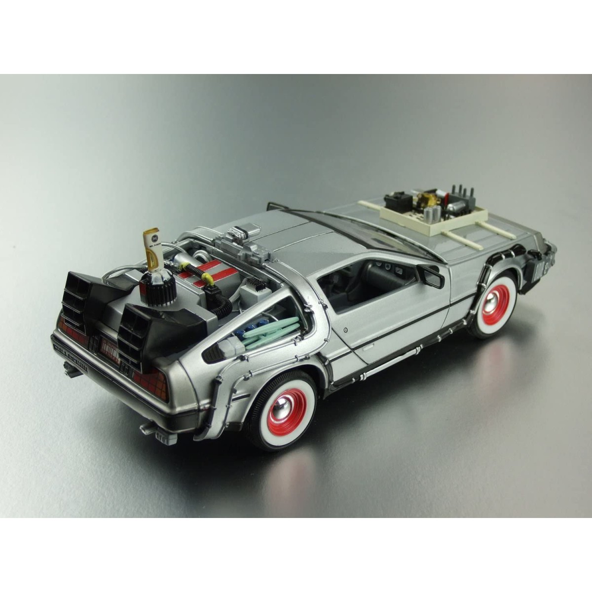 Welly - Back to the Future III DeLorean 1/24 metal