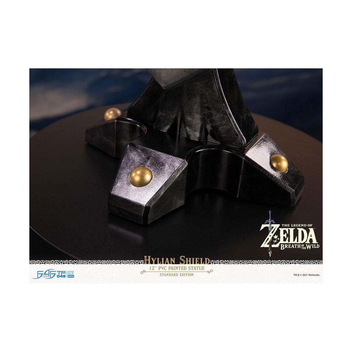First 4 Figures - Zelda - Hylian Shield Standard Edition - Breath of the Wild PVC statue