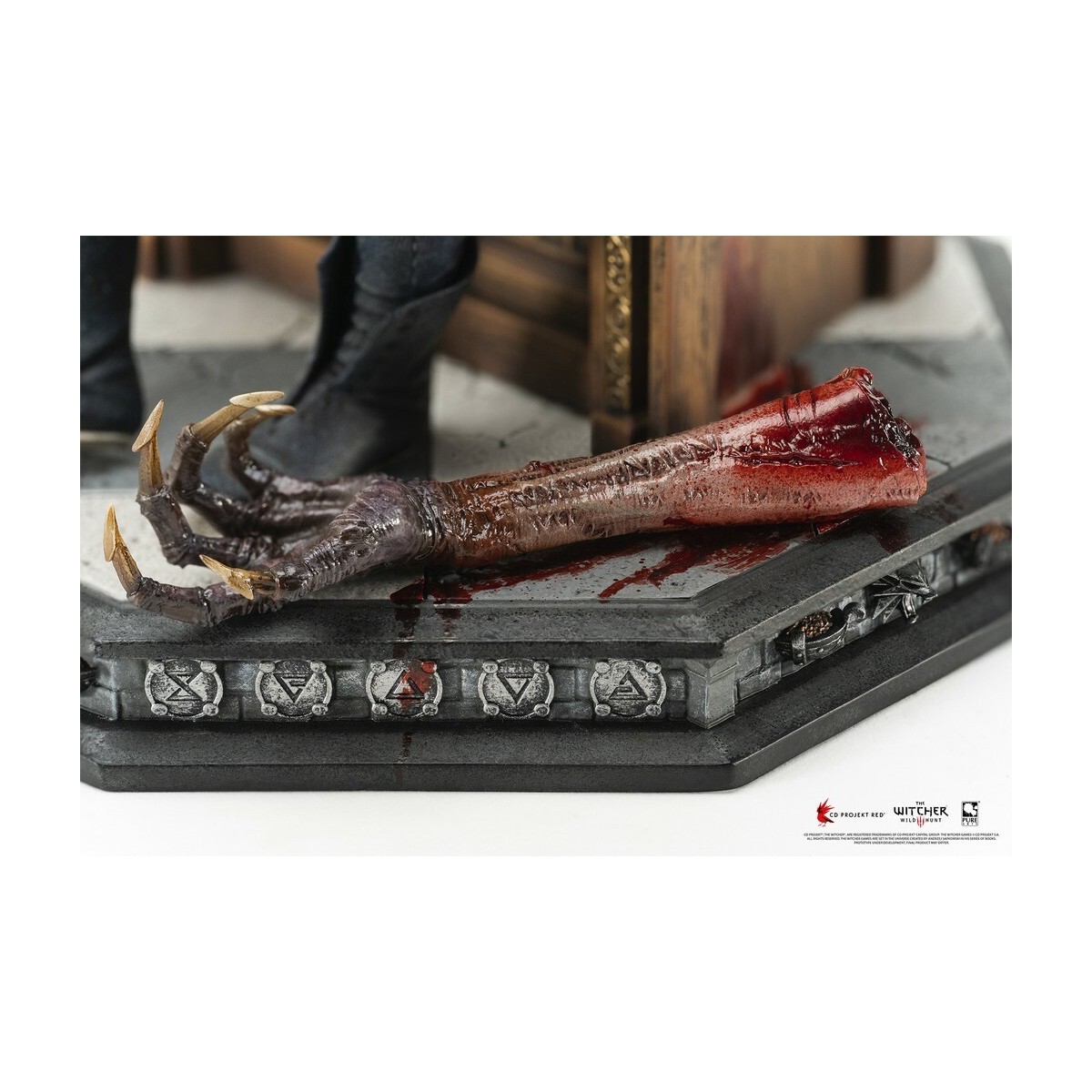 Pure Arts - The Witcher 3: Wild Hunt Geralt 1/6 Scale Statue.
