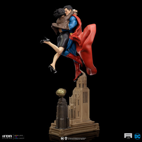 Iron Studios - Superman and Loic Lane Diorama 1/6