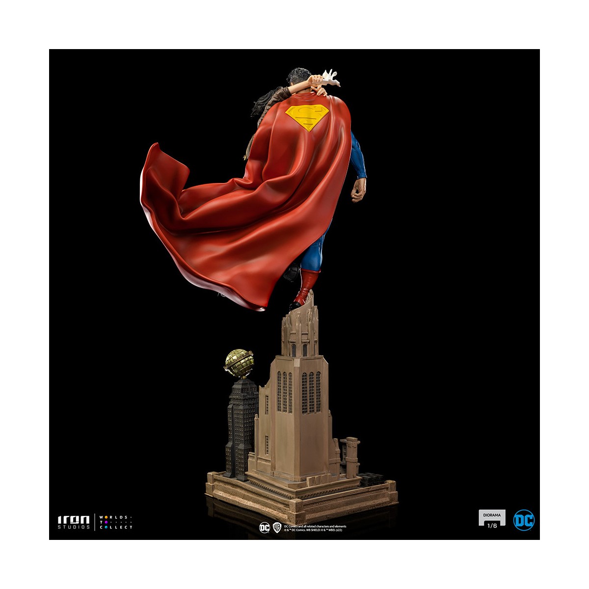 Iron Studios - Superman and Loic Lane Diorama 1/6