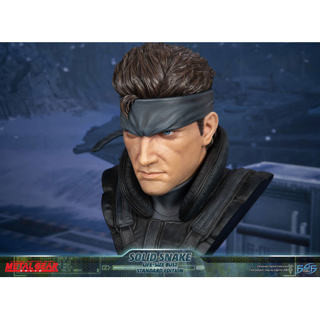 Metal Gear Solid - Solid Snake Life Size Bust - First 4 Figures
