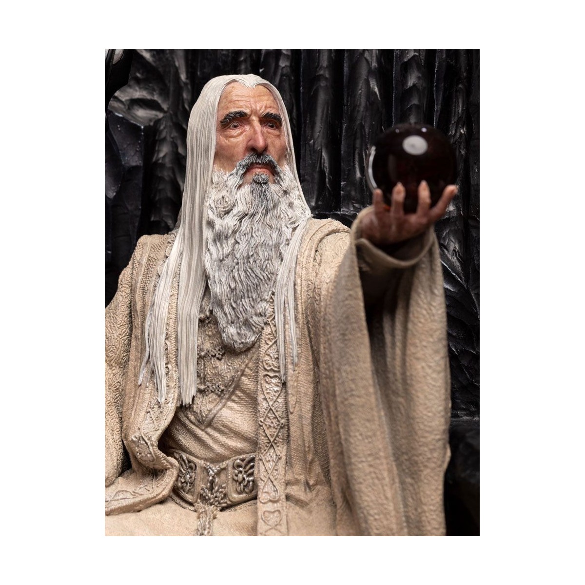 Weta - The Lord of the Rings - Saruman the White on Throne statue 1/6
