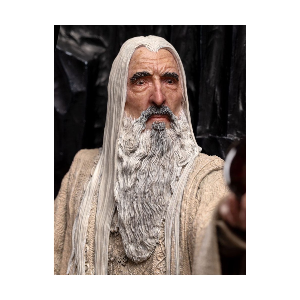 Weta - The Lord of the Rings - Saruman the White on Throne statue 1/6