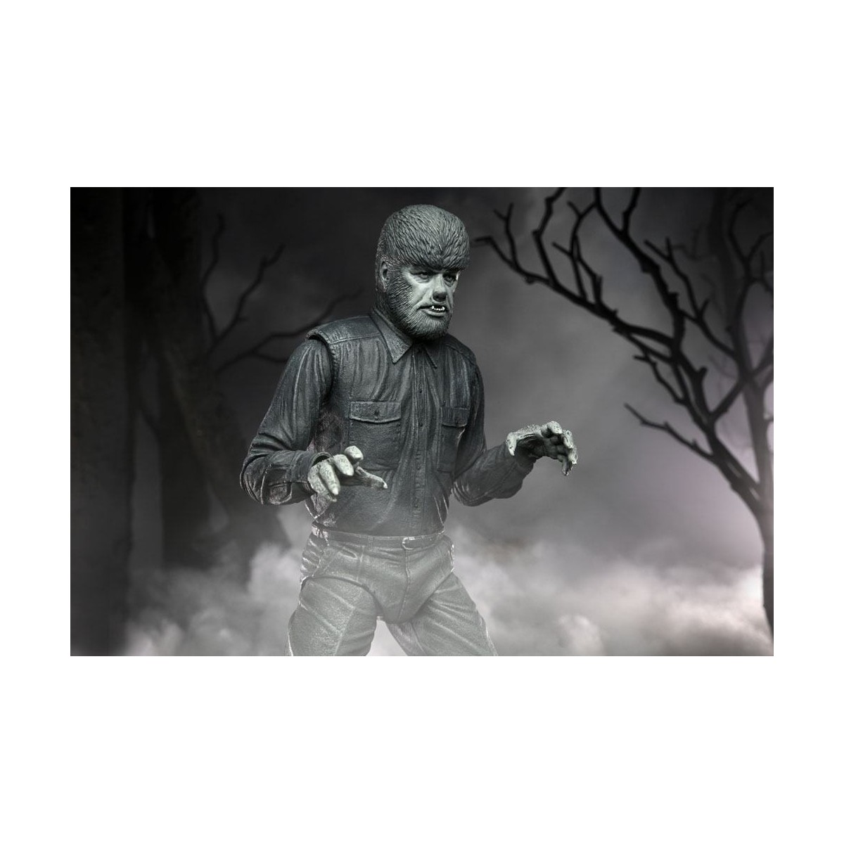 NECA - Ultimate The Wolf Man Black & White Version - Universal Monsters