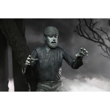 NECA - Ultimate The Wolf Man Black & White Version - Universal Monsters