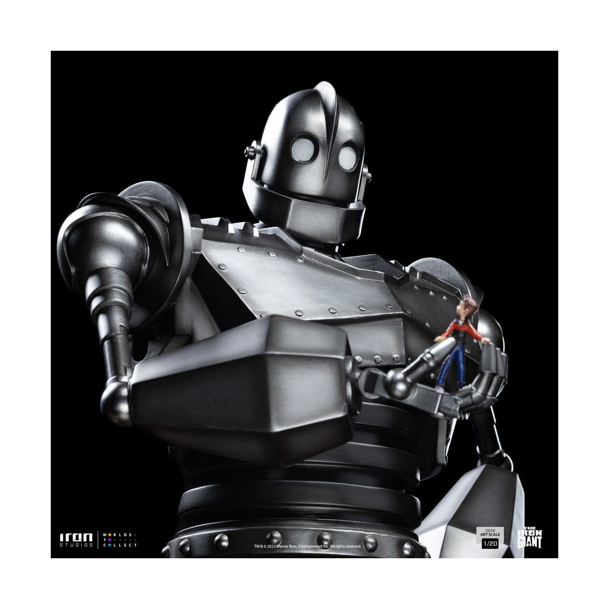 Iron Studios - Half Art Scale 1/20 - The Iron Giant & Hogarth Hughes Statuette