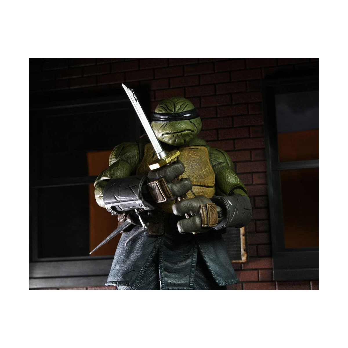 NECA - IDW Comics Ultimate The Last Ronin Unarmored TMNT - Teenage Mutant Ninja Turtles
