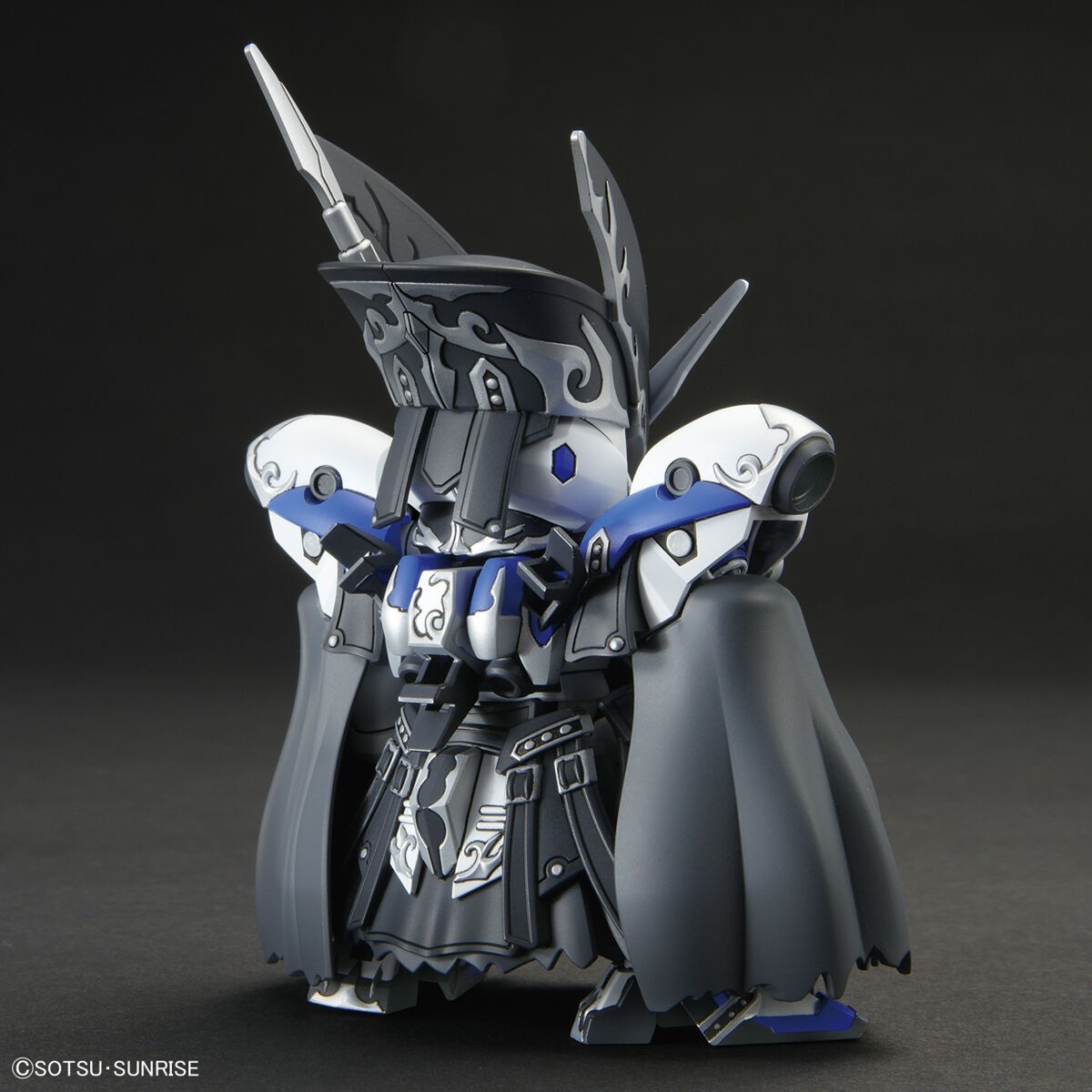 Bandai - Gunpla - SDW HEROES - LEIF GUNDAM GP04