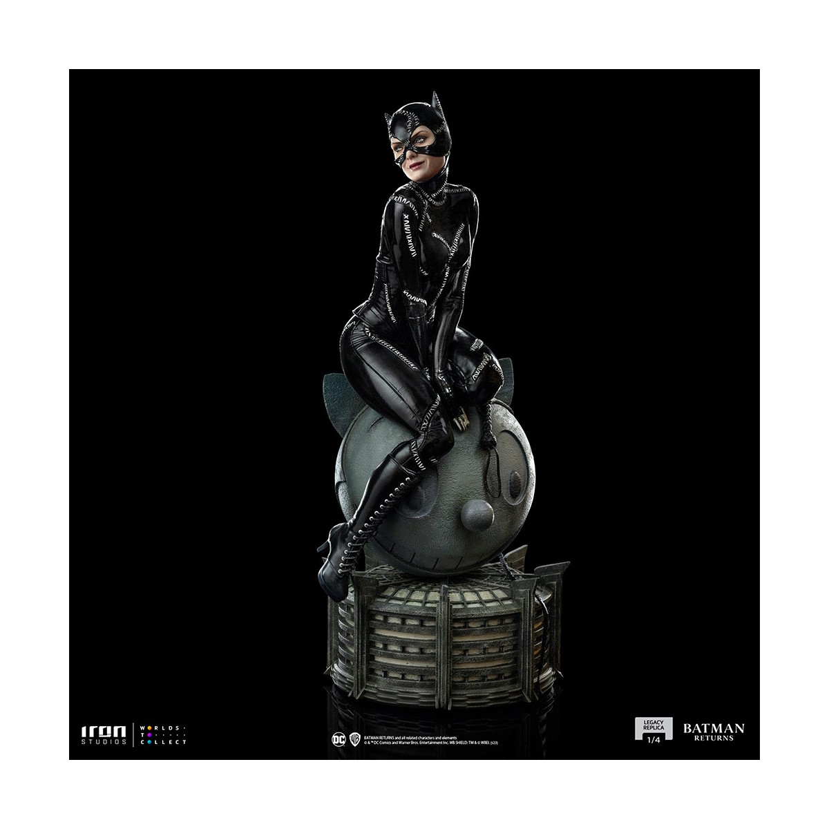 Iron Studios DC Comics - Legacy Replica 1/4 - Catwoman Batman Returns