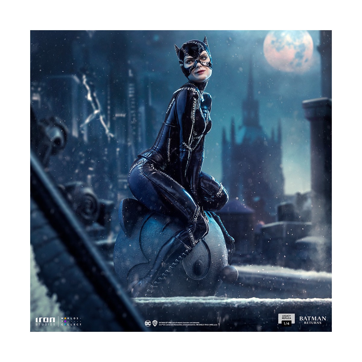 Iron Studios DC Comics - Legacy Replica 1/4 - Catwoman Batman Returns
