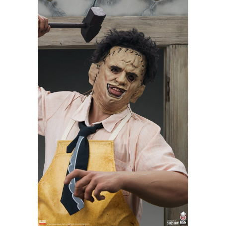 Premium Collectibles Studio - The Texas Chainsaw Massacre: Leatherface - The Butcher 1:3 Scale Statue