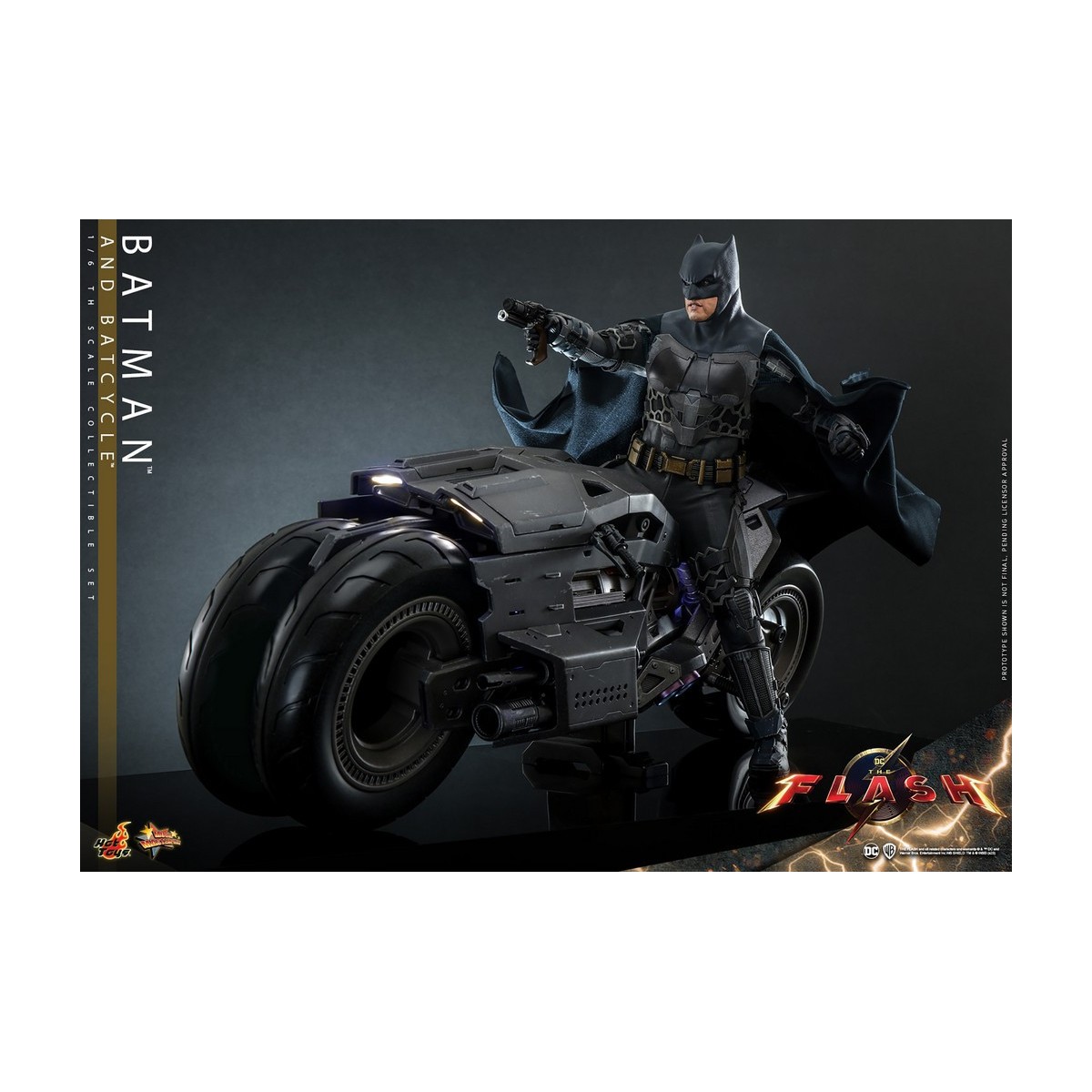 Hot Toys - DC Comics - Batman (Affleck) and Batcycle 1:6 Scale Figure Set The Flash - Movie Masterpiece 1/6
