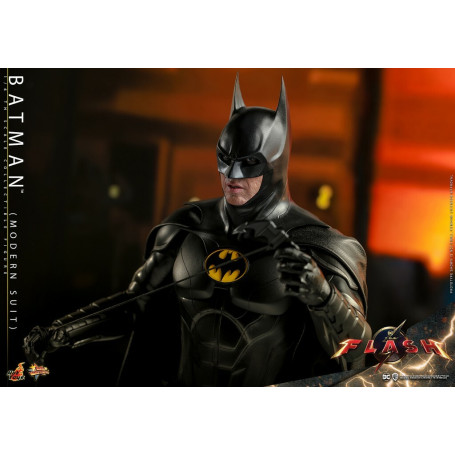 Hot Toys - DC Comics - Batman Modern Suit (Keaton) The Flash - Movie Masterpiece 1/6