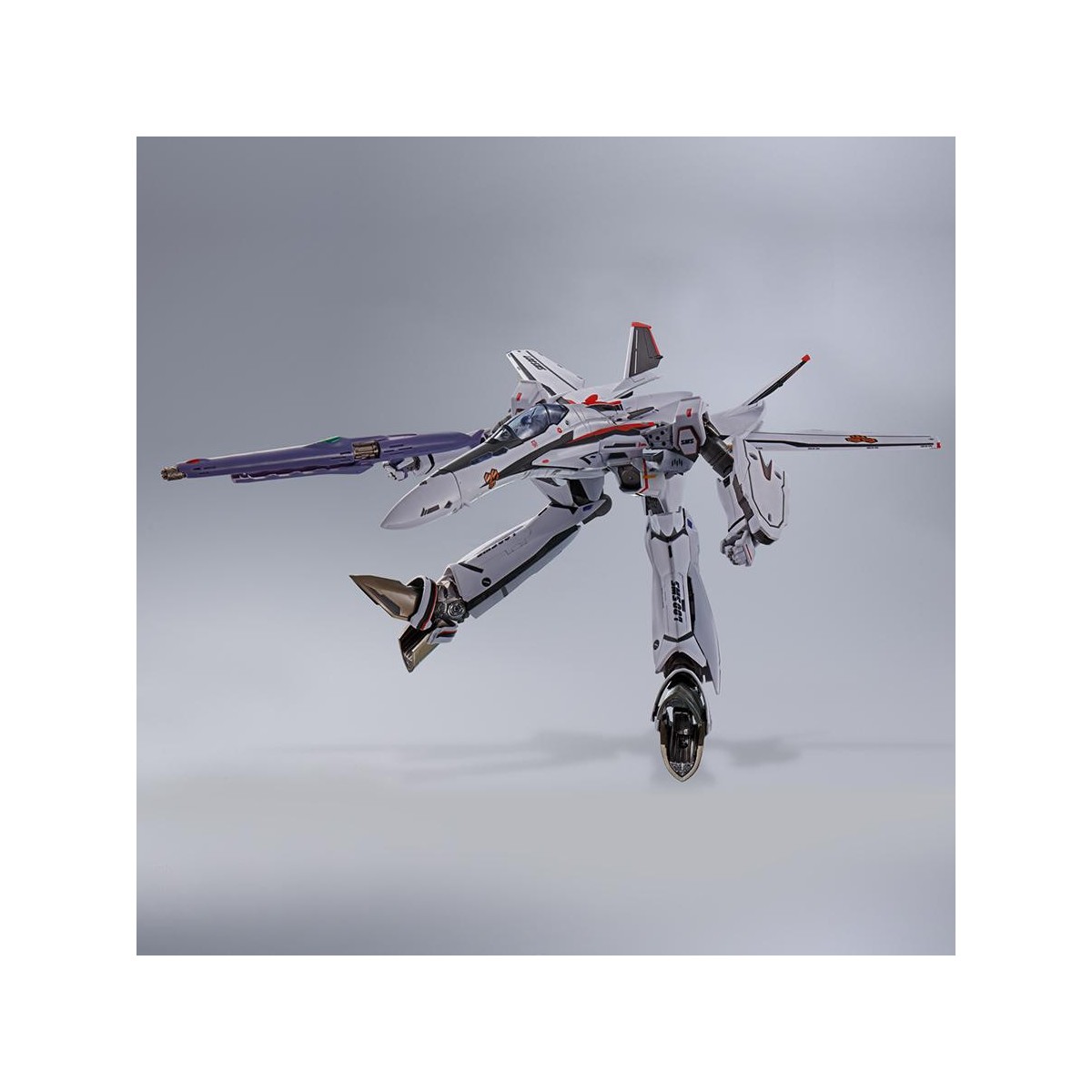 Tamashii Bandai - DX Chogokin - Macross Frontier VF-25F Super Messiah Valkyrie (Alto Saotome Custom) Revival Ver.
