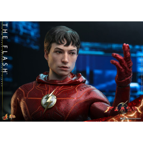 Hot Toys - DC Comics - The Flash - The Flash Movie - Movie Masterpiece 1/6